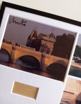 Christo Javacheff - The Pont Neuf wrapped - signed art card + 2 original photos