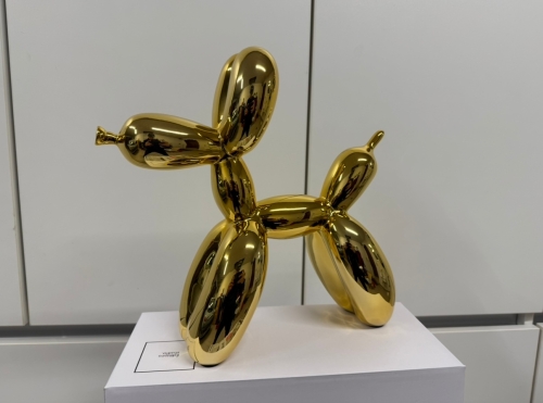 Jeff  Koons (after) - Balloon Dog Gold