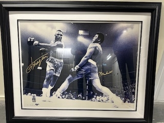 Park West Galleries  - Muhammad Ali vs Joe Frazier double signed