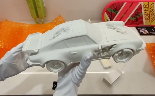 Daniel Arsham - Daniel Arsham Eroded Porche 911 wit