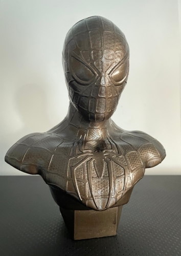 Noir  - De Spiderman Bust (donker koperen uitgave)