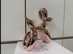 Jeff  Koons (after) - Jeff Koons - Balloon Dog (Rose Gold)