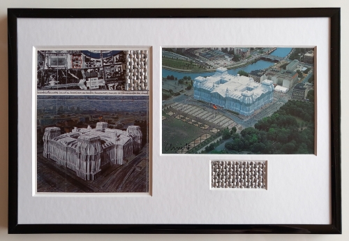 Christo Javacheff - Christo  Wrapped Reichstag - gesigneerd met 2 fabrics